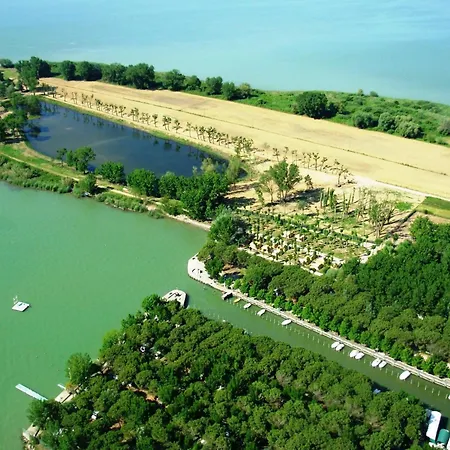 Luksusowy namiot Glamping Tent With A View Of Trasimeno Tuoro sul Trasimeno
